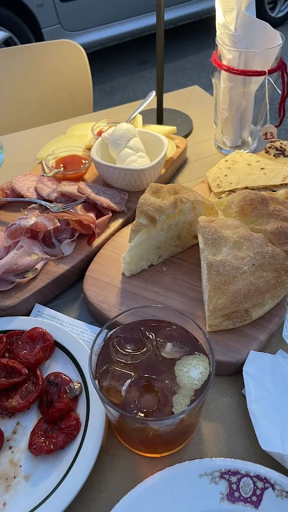 Kseniia Bronina_Radico - nuova cucina rurale_Corinaldo_review