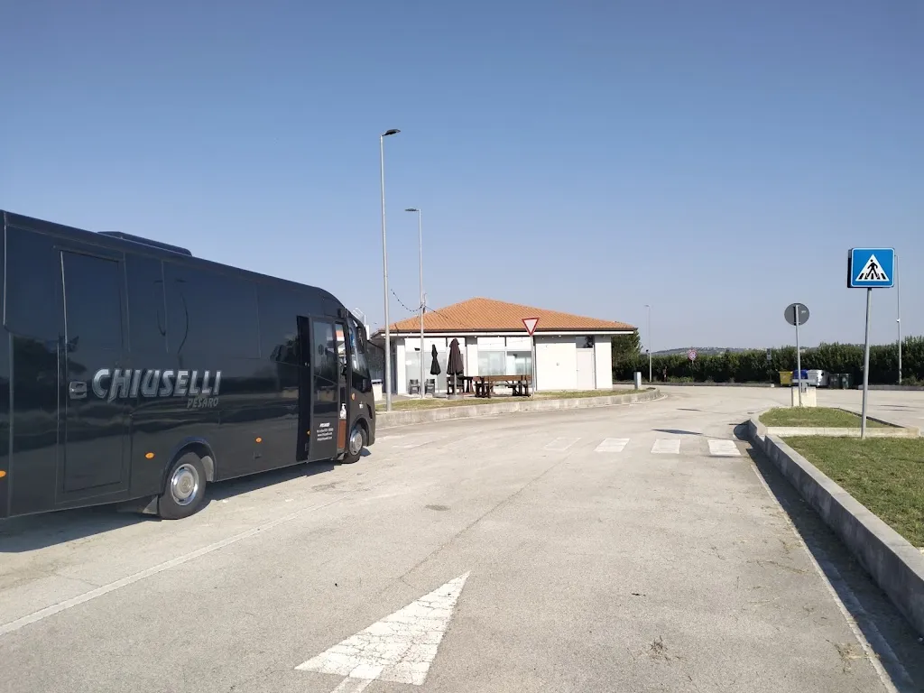 Massimo Gagliardi_Mari e Monti Sosta Grill Corridonia Nord_Corridonia_review