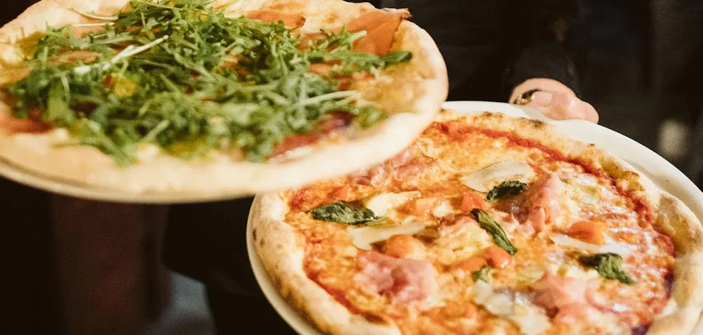 Genny's Pub restaurant in Corridonia