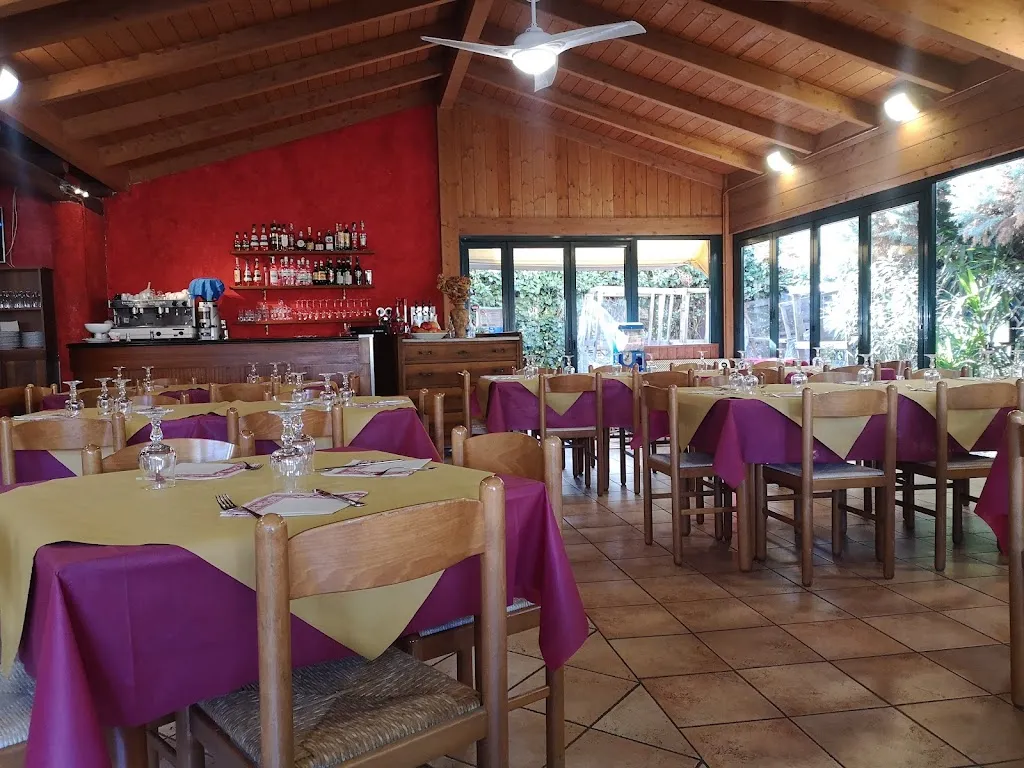 Trattoria Pizzeria Vecchia Fornace_Cuccurano_slider_image_1