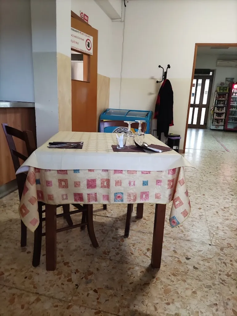 Mi ro_Bar Ristorante West_Carpineto Sinello_review