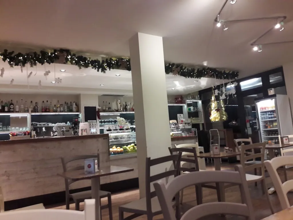 sognocaffe M & D snc di Malerba e c. restaurant in Cuccurano