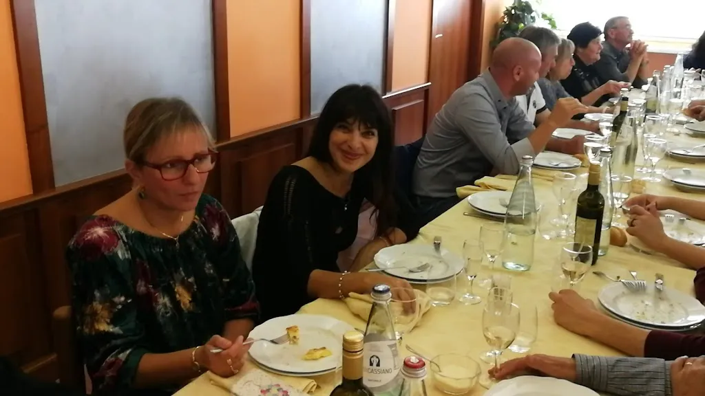 Ristorante Pizzeria Gina_Cupramontana_slider_image_2