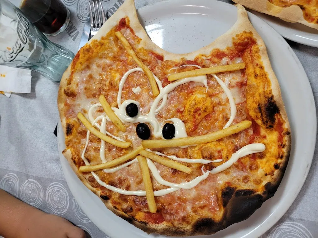 Pizzeria Provenza_Esanatoglia_slider_image_3