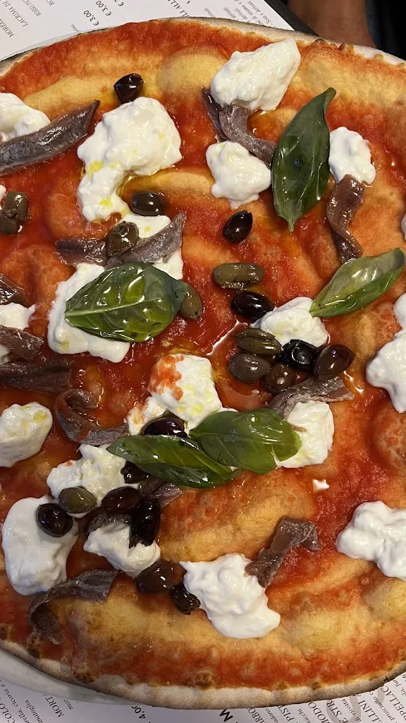 Susanne Peupelmann_Pizzeria Sibylla Di Pieroni &C._Esanatoglia_review