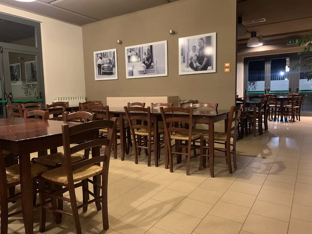 Pizzeria Sibylla Di Pieroni &C. restaurant in Esanatoglia