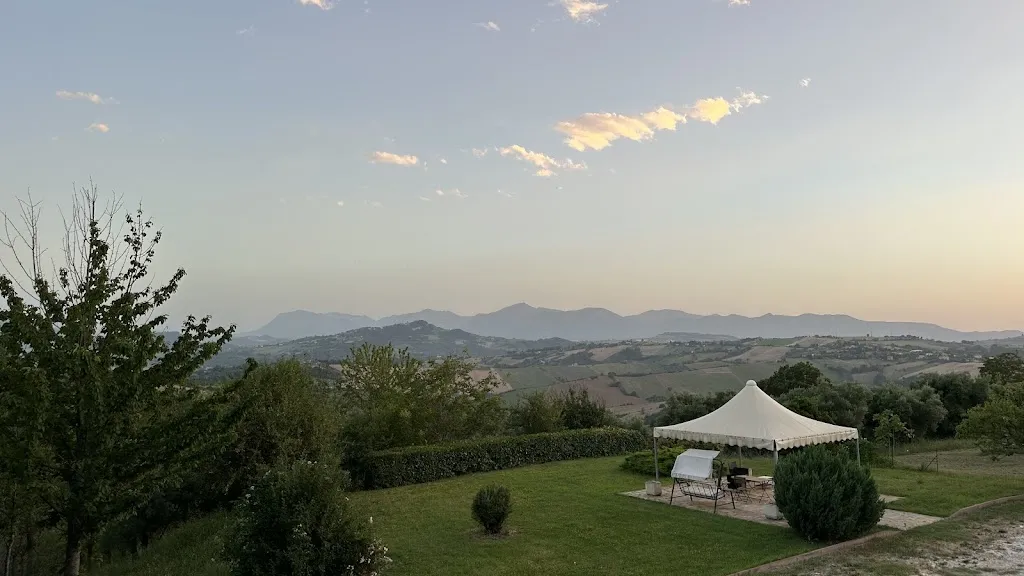 Ben Levy_Albergo Ristorante Delle Loggette_Falerone_review