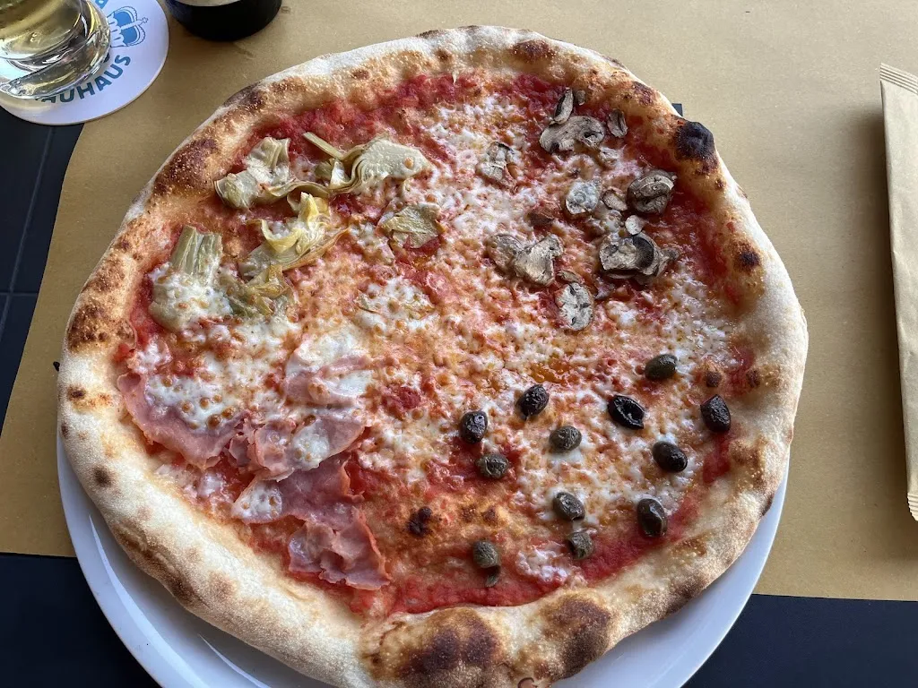 TRINKEN PIZZA & CO._Falerone_slider_image_3