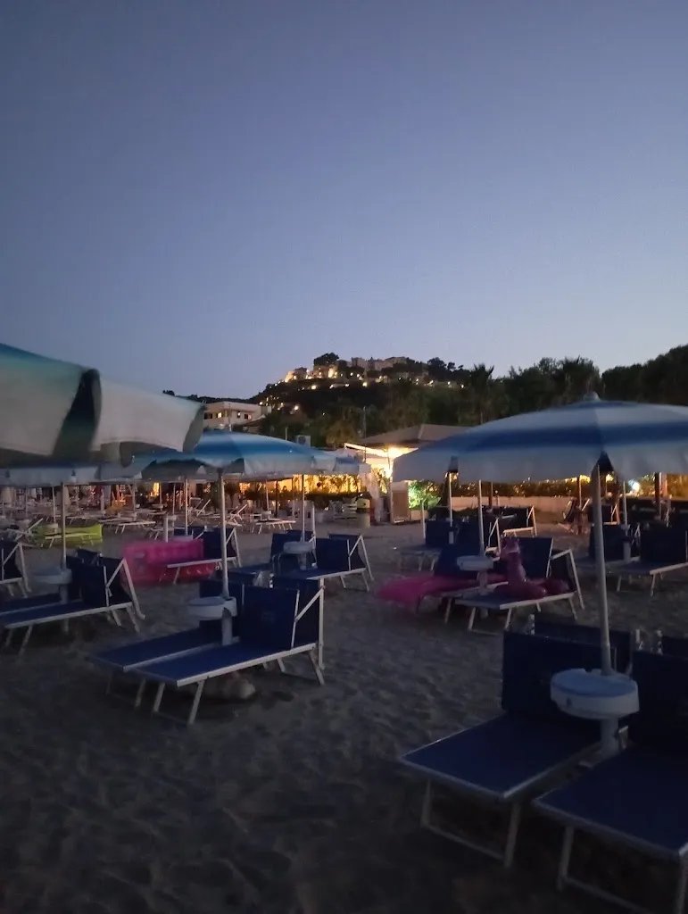 Andrea Signori_Chalet Marinai_Cupra Marittima_review