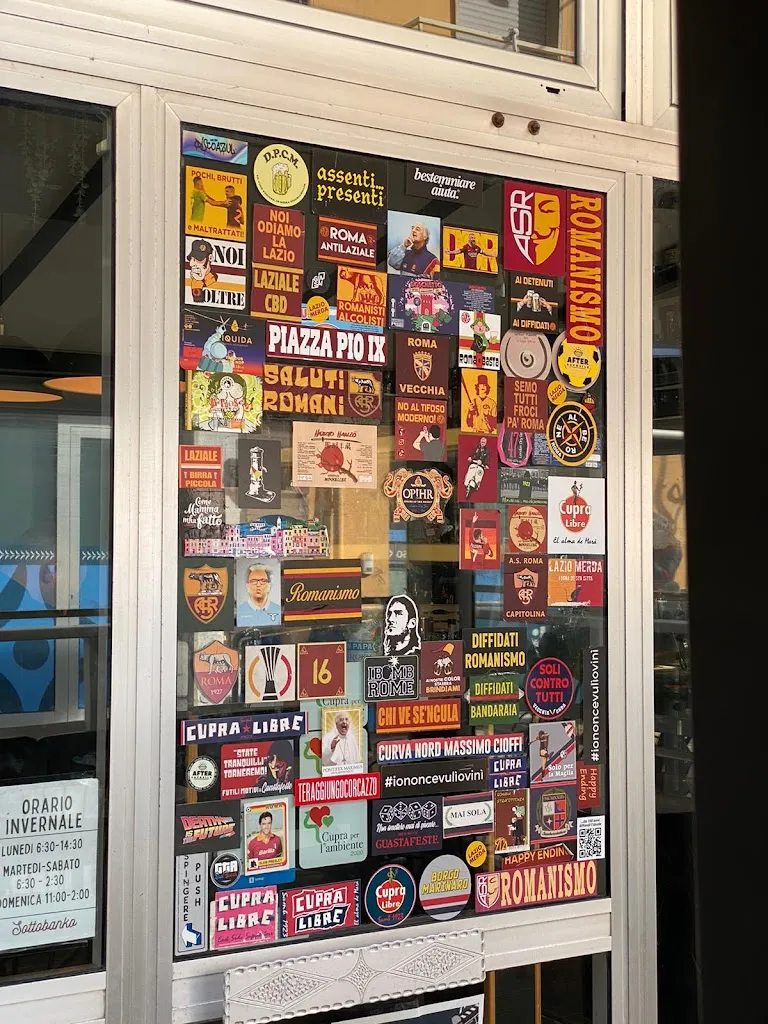 Manu_Sottobanko Cocktail Bar_Cupra Marittima_review