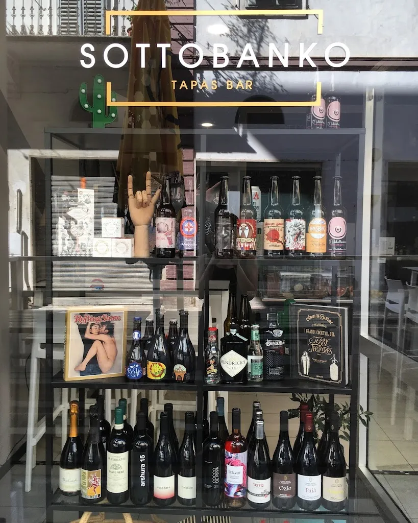 Sottobanko Cocktail Bar_Cupra Marittima_slider_image_3