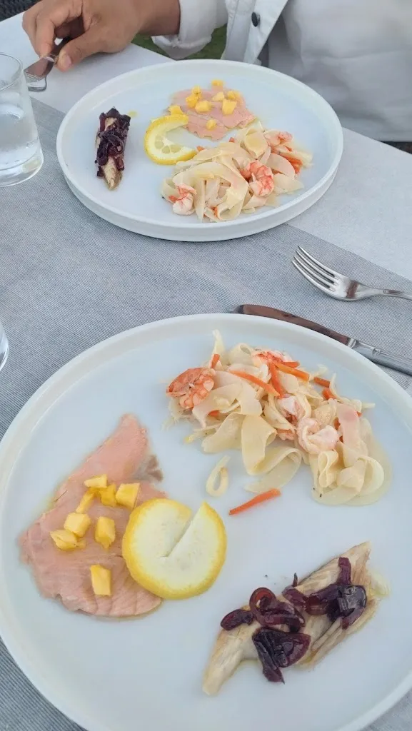 Mattia Vecchiarelli_Il Gabbiano - Ristorante - Stabilimento Balneare _Cupra Marittima_recensione