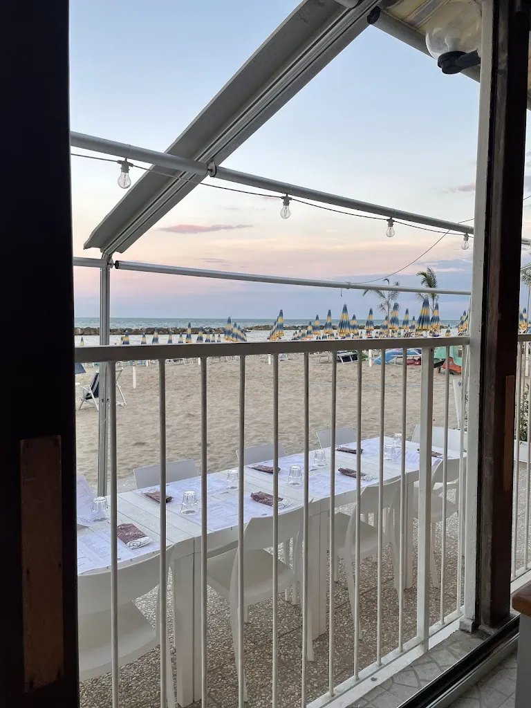 Alessia Romano_Chalet Papa' Orso_Cupra Marittima_recensione