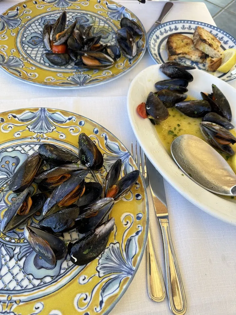 amy deegan_Il Grecale_Cupra Marittima_review