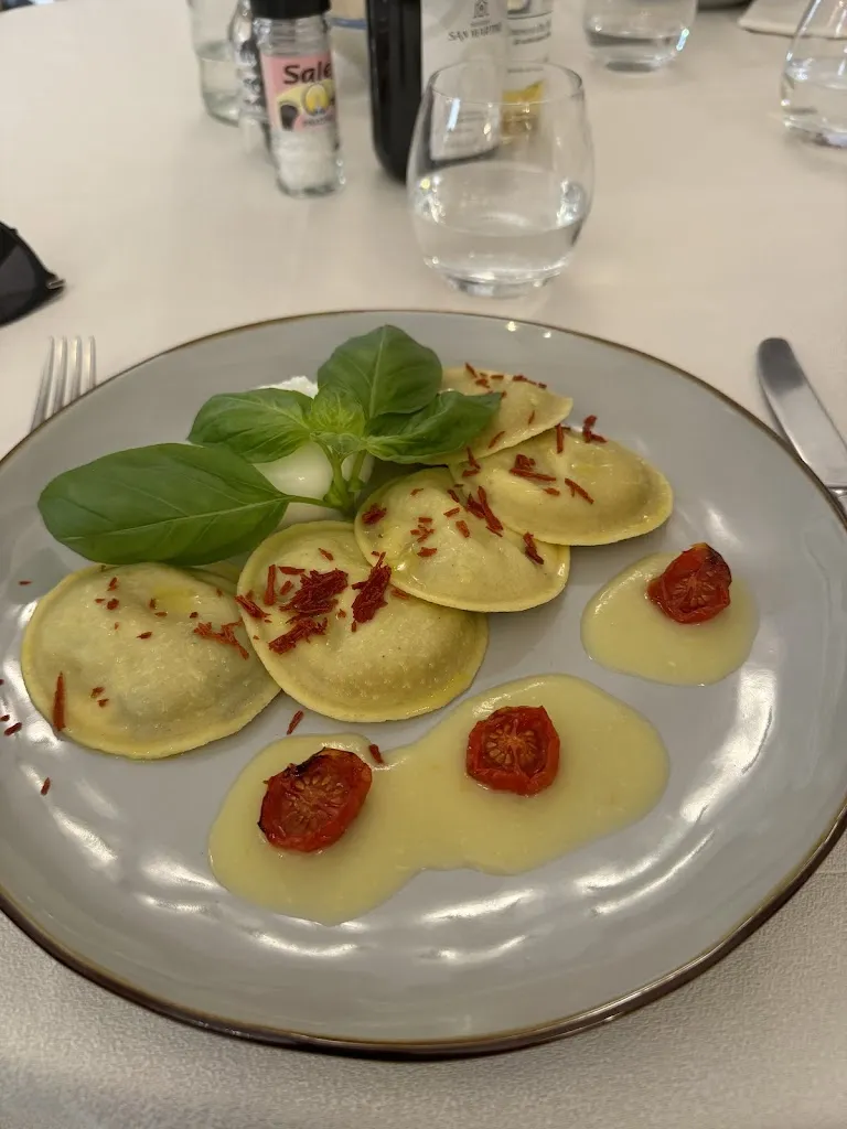 Julija Purtova_Taverna della Torre_Casalini_review