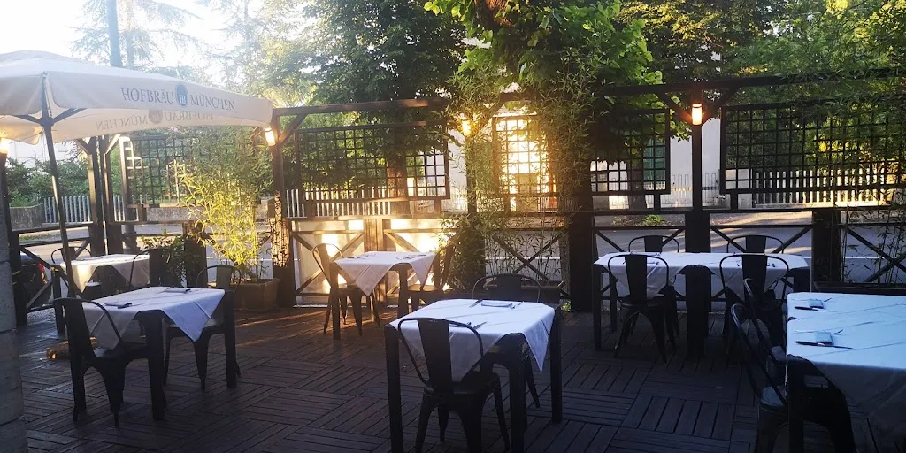 Burgheria steak-house da Bindo_Fermignano_slider_image_1