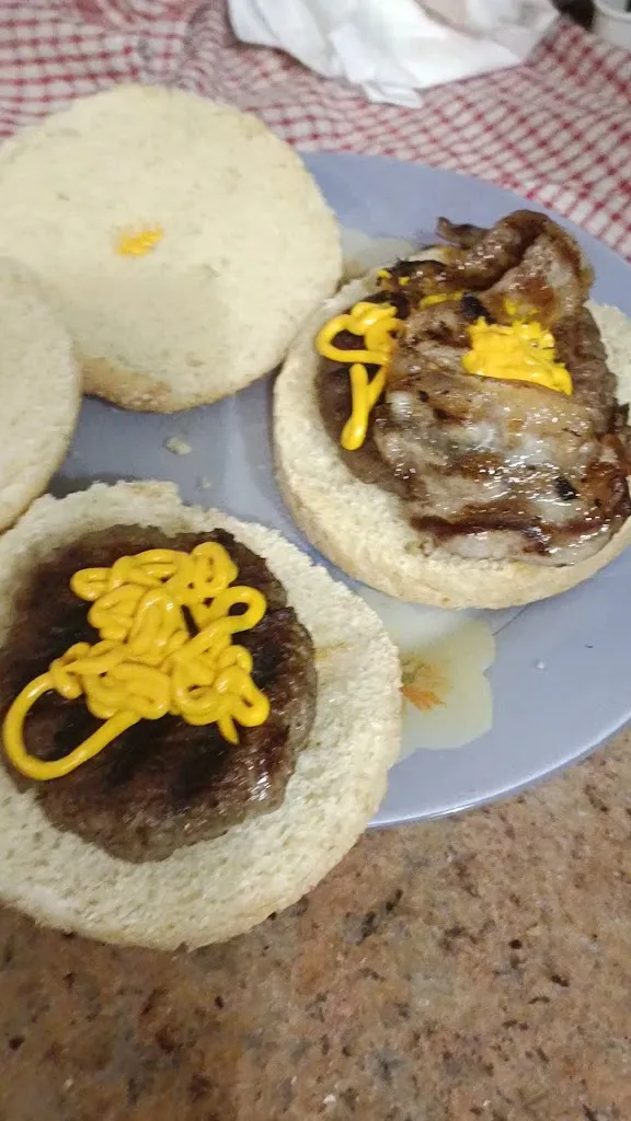 Burgheria steak-house da Bindo_Fermignano_slider_image_2