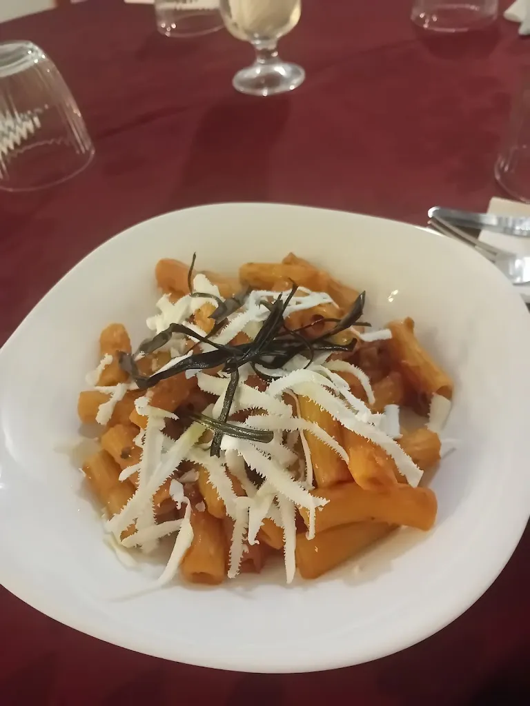 Home Restaurant Giù_Mangi_Casalini_slider_image_3