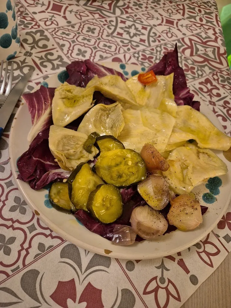 Simona La Noce_La Pignata_Casalini_review