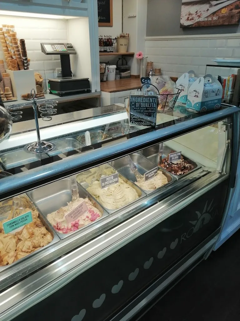 Gelateria La Romana_Fermignano_slider_image_3