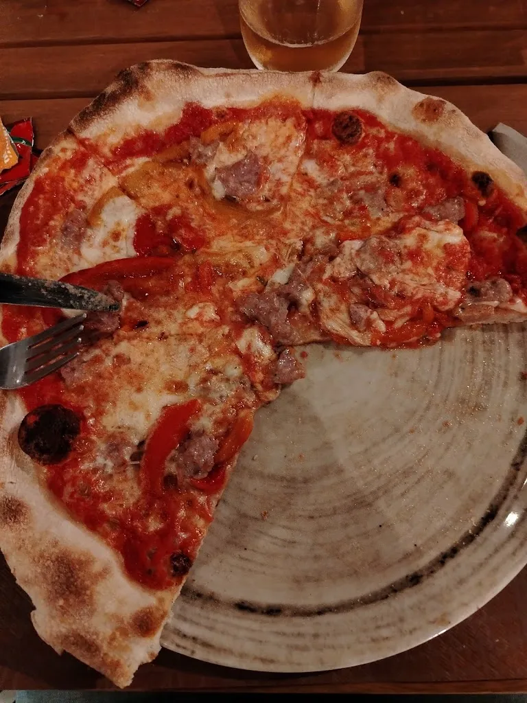 Picus ristorante pizzeria_Folignano_slider_image_3