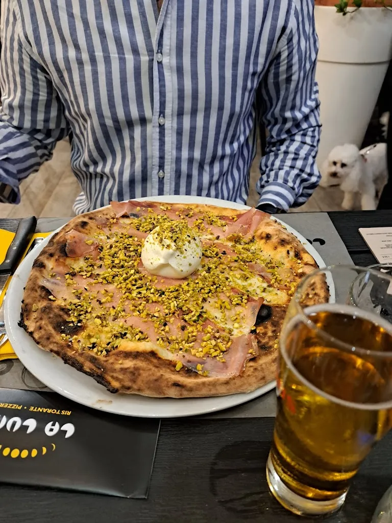 Chiara M._Pizzeria La Luna_Folignano_recensione