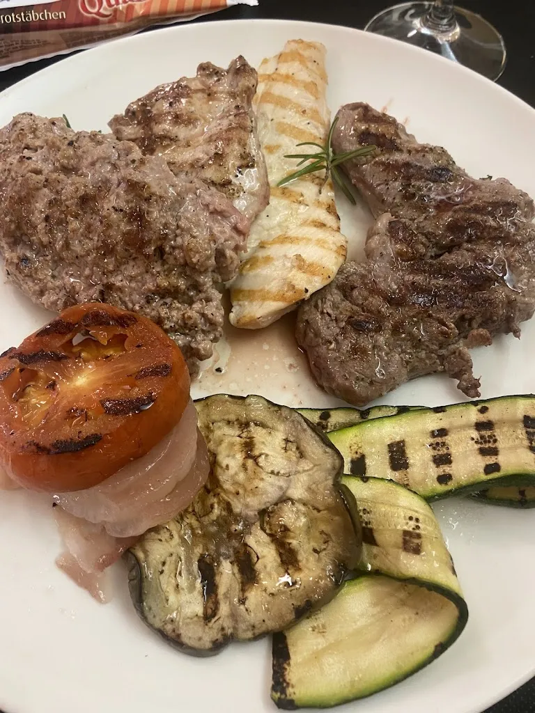 Lux Raimondo_Il Mattarello_Fanano_review