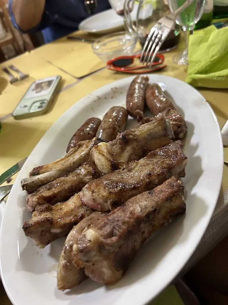 Tony Valente_Taverna della Rocca_Frontone_review