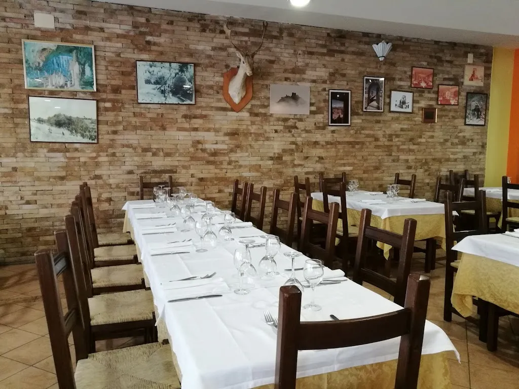 Hotel - Ristorante Il Daino_Frontone_slider_image_2