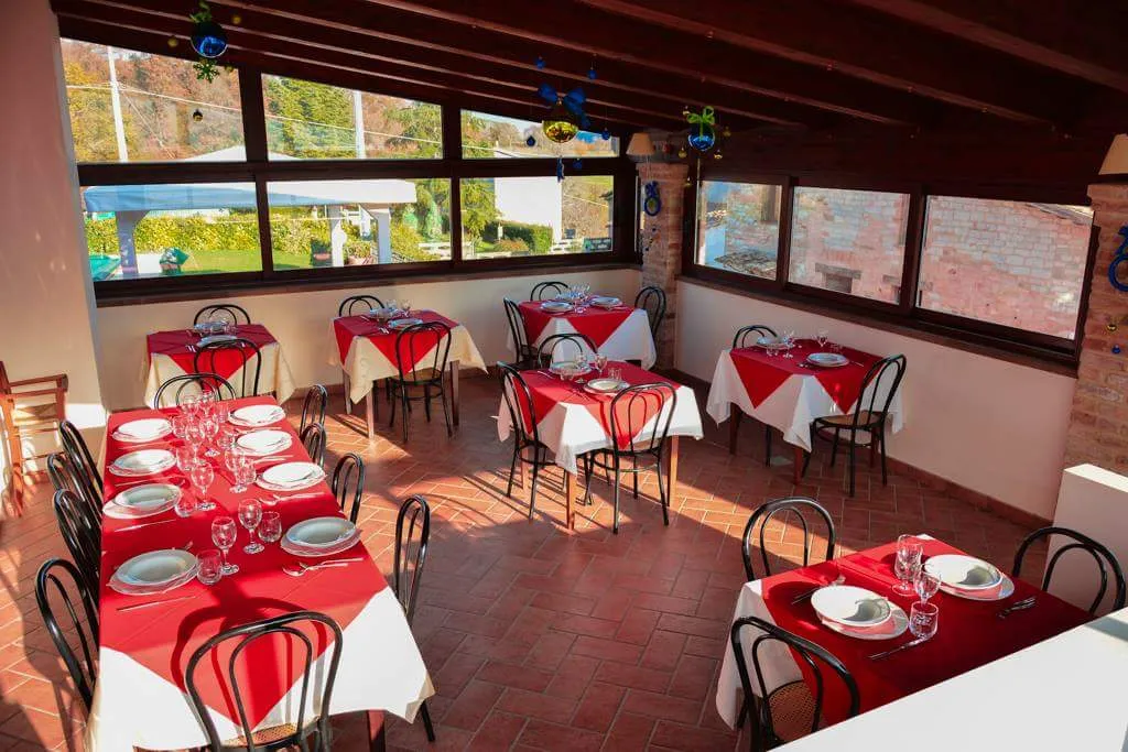 Alla Locanda Di Fontebella Di Serra Diego & C. S.A.S. restaurant in Frontone