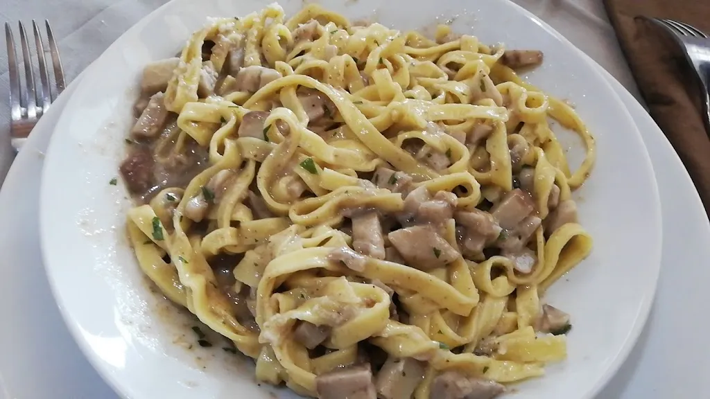 Alla Locanda Di Fontebella Di Serra Diego & C. S.A.S._Frontone_slider_image_2