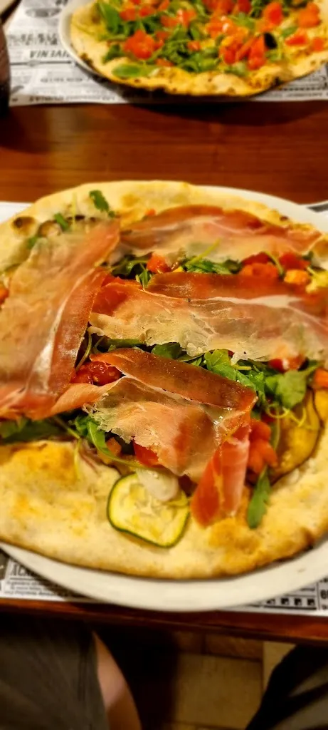 Sven Jonsson_Ristorante Pizzeria la Grotta Fossombrone_Fossombrone_review