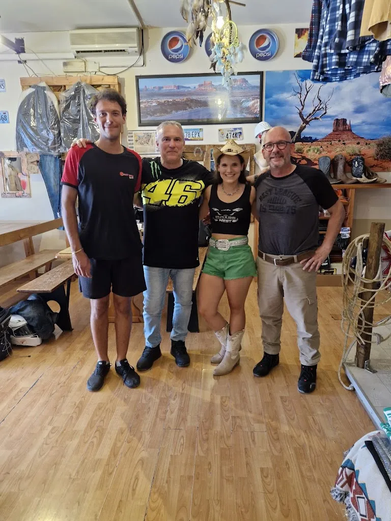 andrea cardaioli_Boars Nest Country Bar_Fossombrone_review