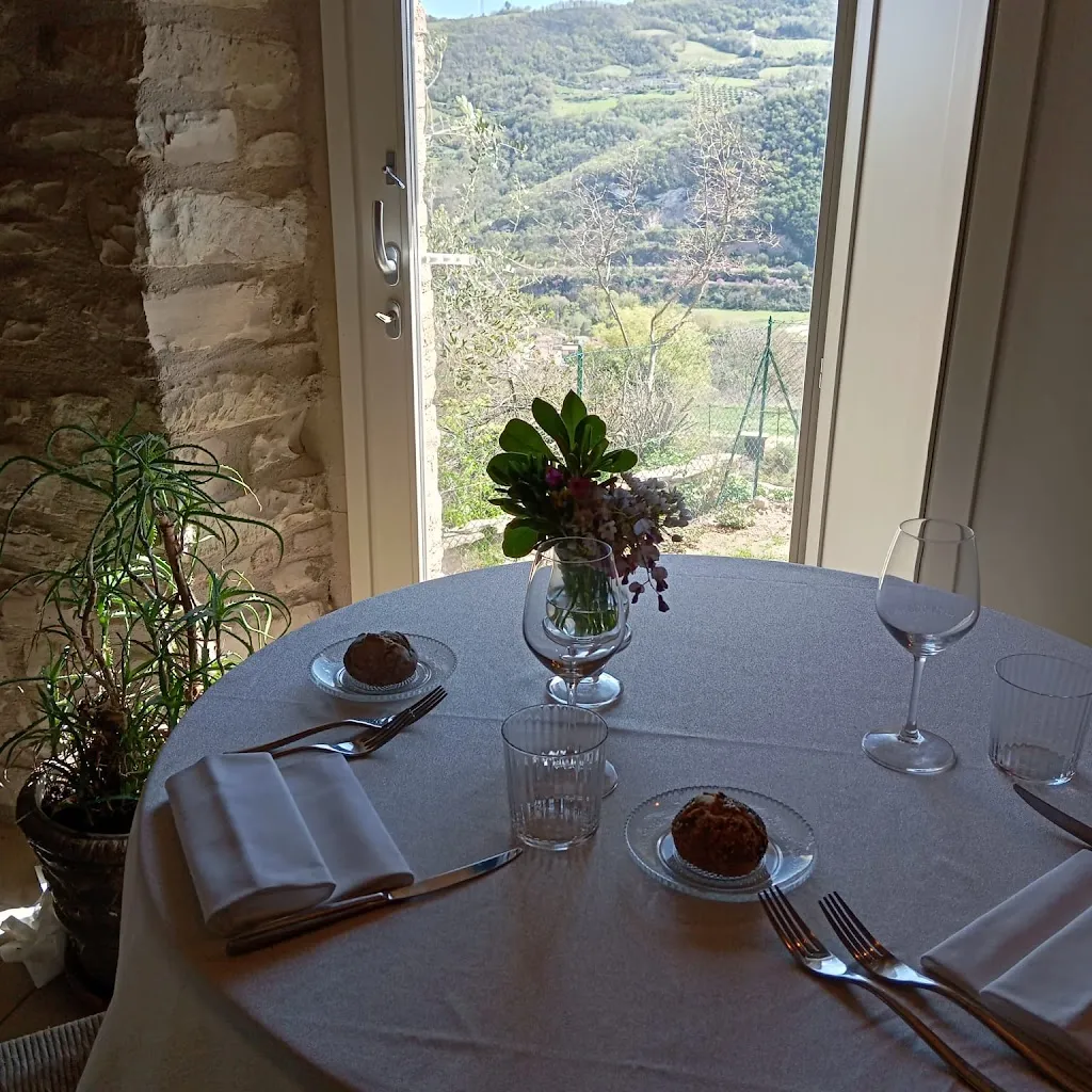 Locanda la Rocca_Fossombrone_slider_image_1