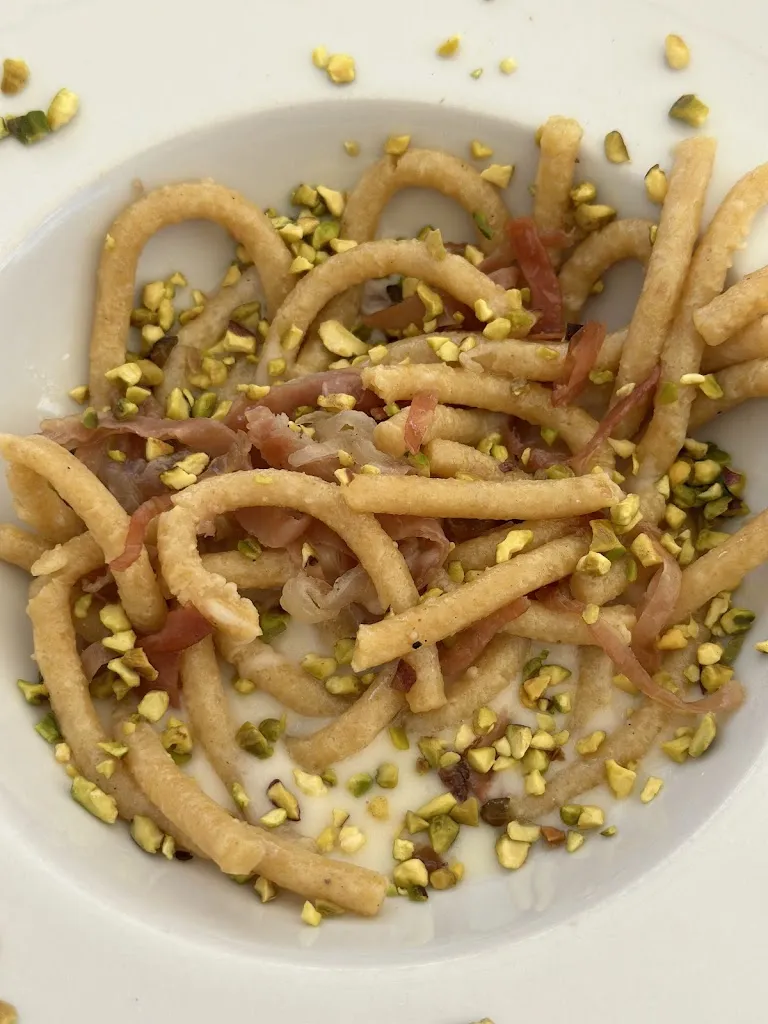 amy deegan_Villa San Rocco_Fossombrone_review