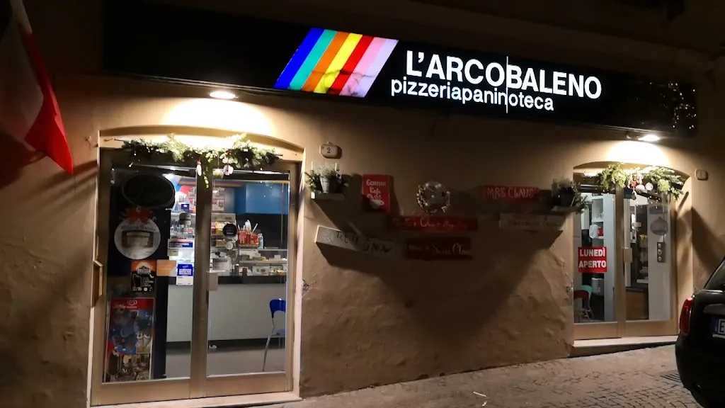 Pizzeria Paninoteca Bar L'arcobaleno_Fossombrone_slider_image_1