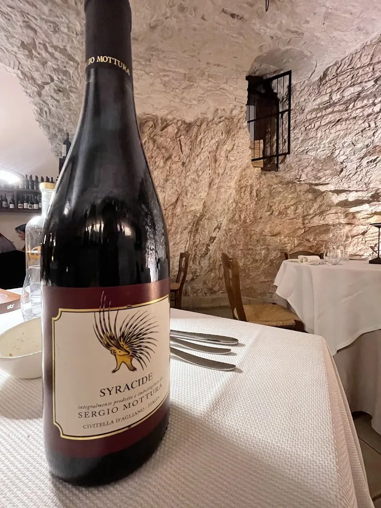 Ristorante La Scaletta Gusto DiVino -Castello di Genga via Corridoni 1 Genga_Genga_slider_image_3