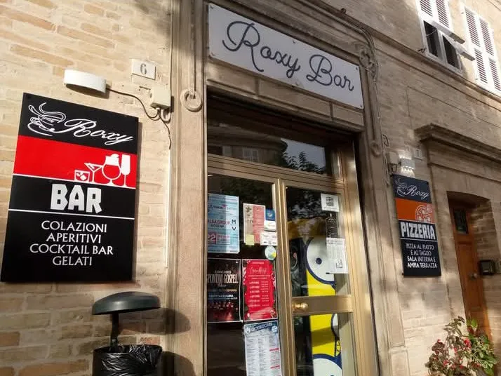 Roxy Bar restaurant in Grottazzolina