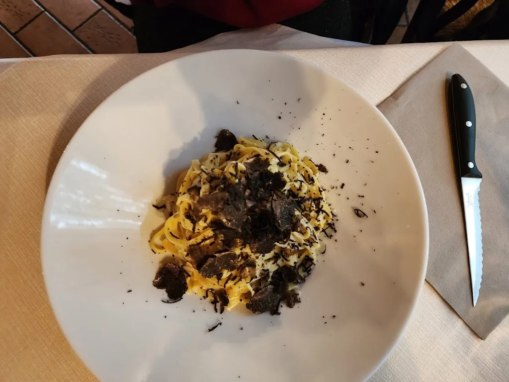 Megan Corsi_Osteria il Gufetto_Gradara_recensione