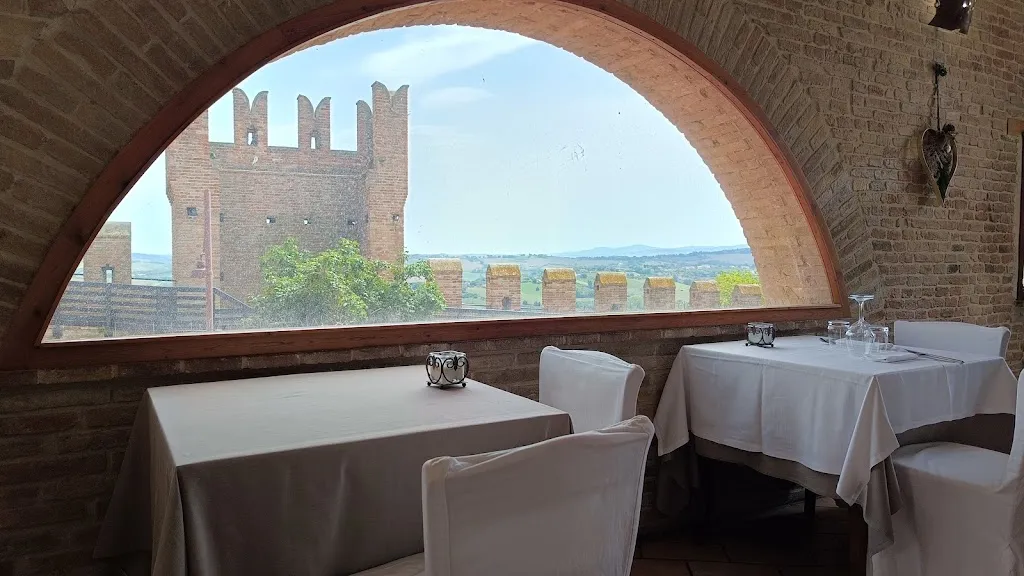 Mastin Vecchio_Gradara_slider_image_3