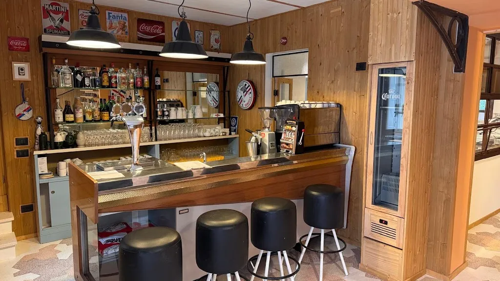 ennio arcangeli_Circolo delle Bocce_Gradara_review