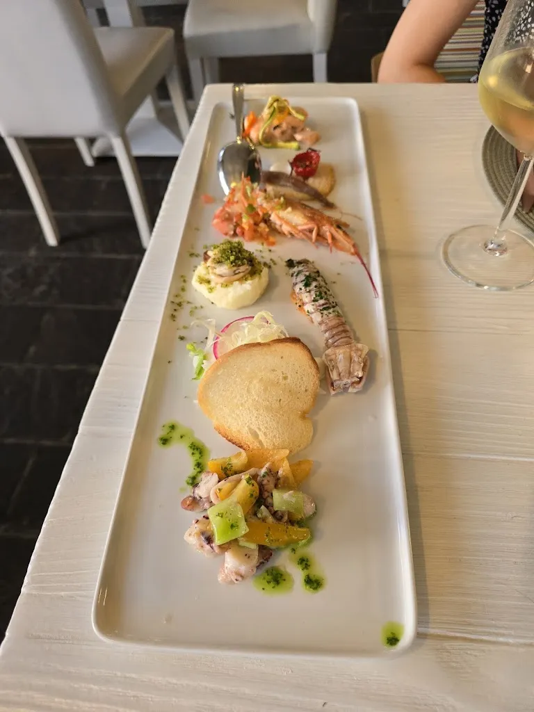 Ossi di Seppia_Gradara_slider_image_3