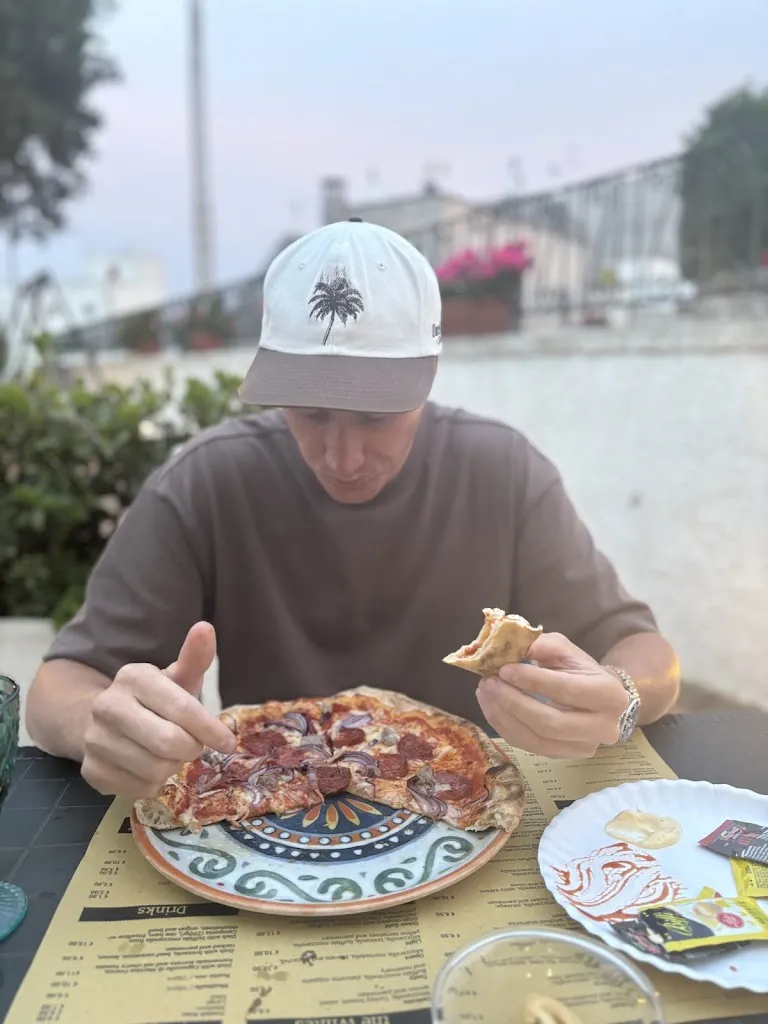 Mobile Marine Electrics_Zio Bricco - Pizzeria_Casalini_review