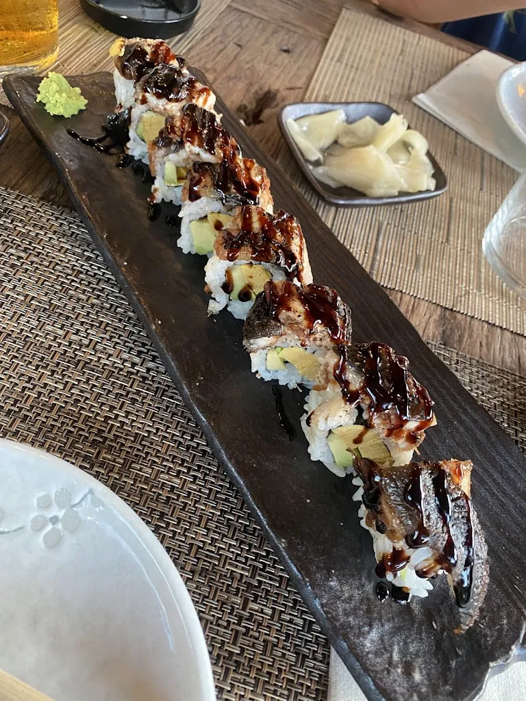 Vladimir Ashla_Noi Sushi-japanese cuisine-Gabicce Mare_Gabicce Mare_review