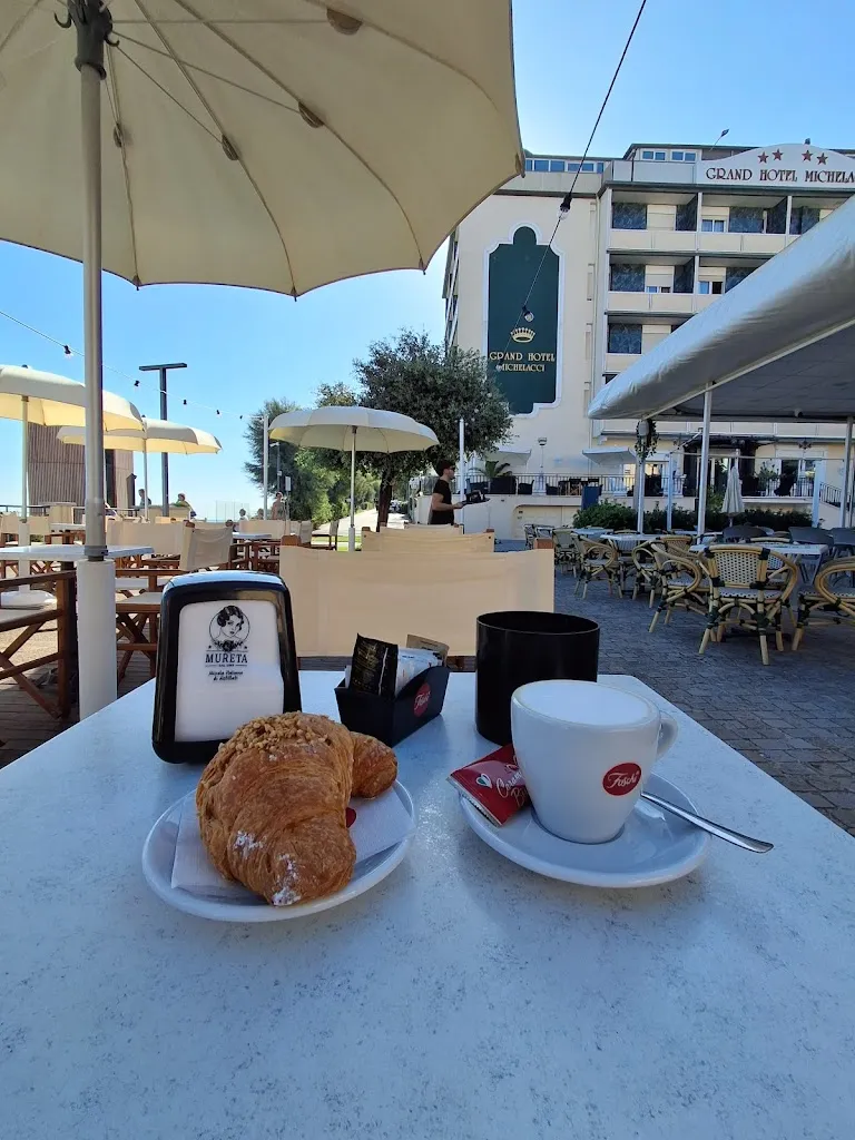 Sottosopra Bar-Ristorantino-Giardino_Gabicce Mare_slider_image_3