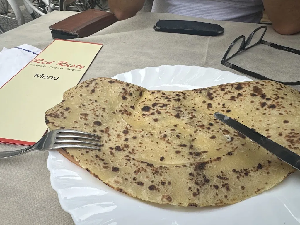 Red Rusty_Gabicce Mare_slider_image_3