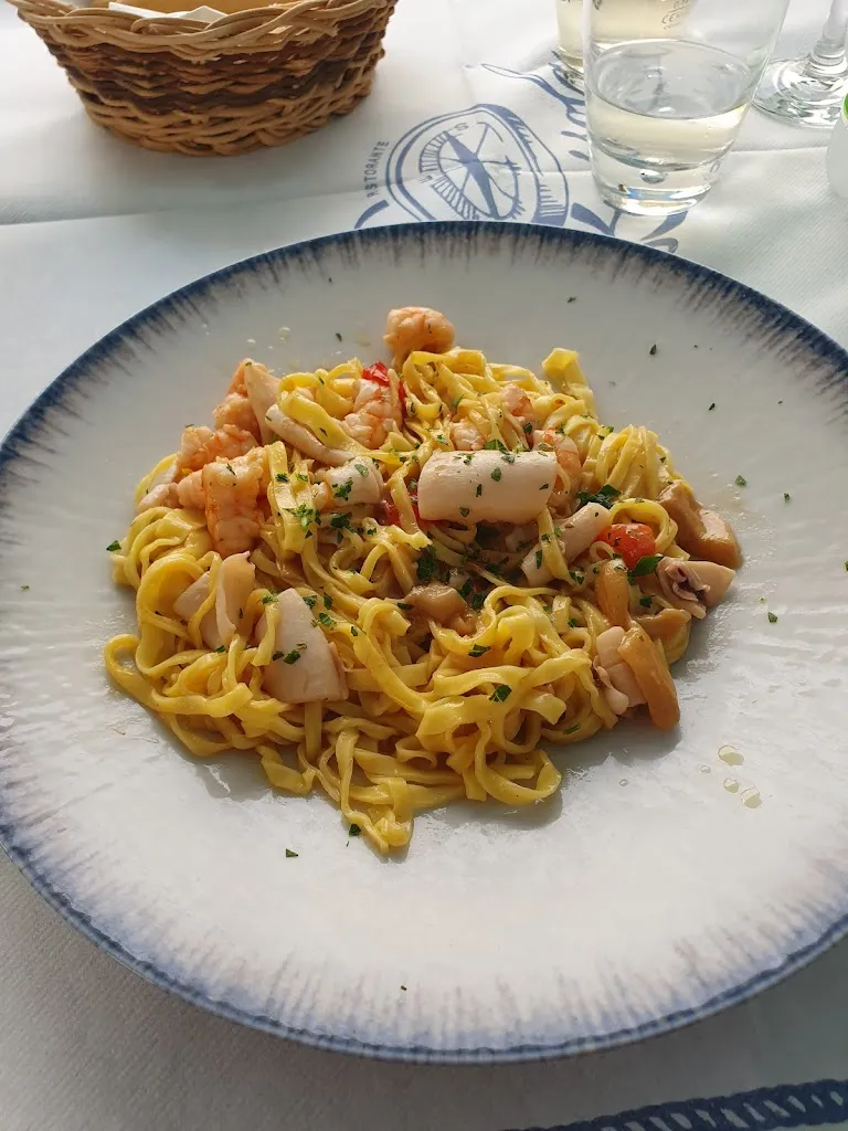 Bar Ristorante La Bussola_Gabicce Mare_slider_image_3