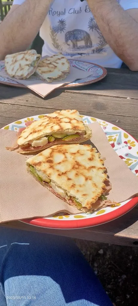 Elisa Marini_Chiosco Giardino_Gabicce Mare_review