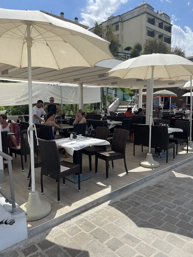 Bar Tom restaurant in Gabicce Mare