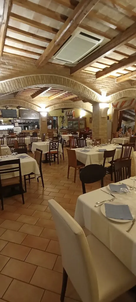 Ristorante La Storiella restaurant in Lapedona